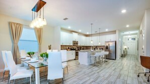 Private kitchen - 5 Star Villa Close to Disney, Orlando Villa 2751 (Davenport)