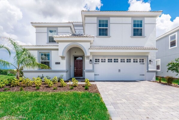 Villa (Multiple Bedrooms) | Facciata della struttura