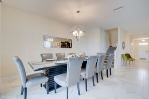 別墅 (Multiple Bedrooms) | 住宿設施服務