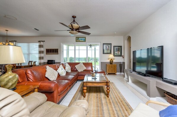 Villa (6 Bedrooms) | Property amenity