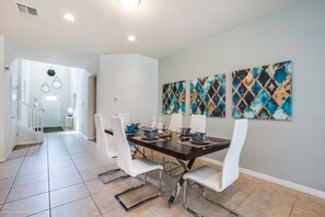 Villa (Multiple Bedrooms) | Servicio de la propiedad