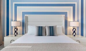 10 Schlafzimmer, laptopgeeigneter Arbeitsplatz, WLAN, Bettwäsche