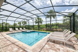 Room - 5 Star Villa on Orlandos Most Exclusive Encore Resort at Reunion, Orlando Villa 4499 (Kissimmee)