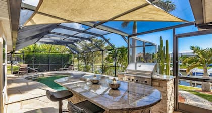 5 Star Villa on the Charlotte Harbor, Charlotte County Villa 1002