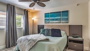 3 bedrooms, laptop workspace, bed sheets