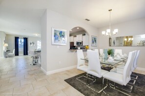 Living room - 5 Star Villa on Solterra Resort With First Class Amenities, Orlando Villa 3155 (Davenport)