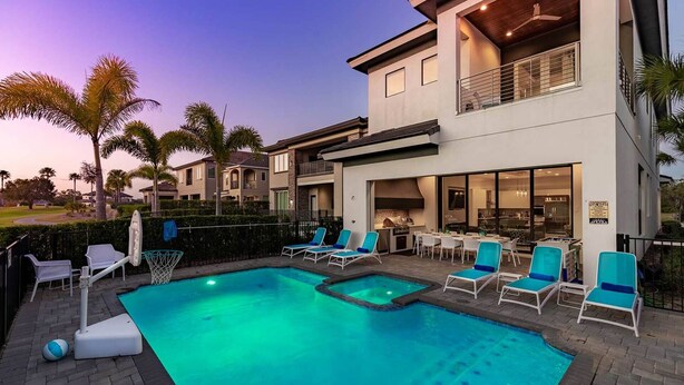 Outdoor pool - 5 Star Villa With Private Pool on Reunion Resort and Spa, Orlando Villa 4547 (Kissimmee)