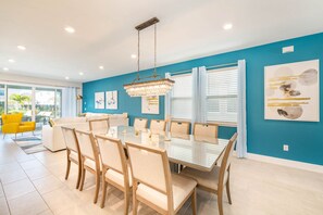 Dining - 5 Star Villa With Private Pool on Encore Resort, Orlando Villa 5449 (Kissimmee)