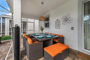 Villa (6 Bedrooms) | Property amenity