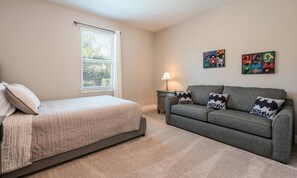 8 bedrooms, laptop workspace, bed sheets - Beautiful 5 Star Villa on Encore Resort at Reunion With Large Private Pool, Orlando Villa 4343 (Kissimmee)