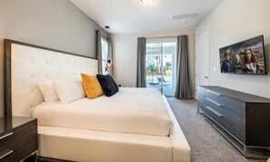 8 chambres, espace de travail pour ordinateur portable, draps fournis
