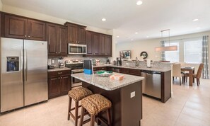 Microwave, oven, stovetop, dishwasher - Beautiful 5 Star Villa on Encore Resort at Reunion With Large Private Pool, Orlando Villa 4344 (Kissimmee)