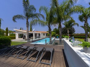 빌라 (4 Bedrooms) | 숙박 시설 내 편의 시설/서비스