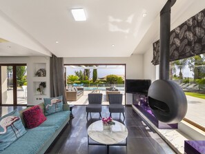 빌라 (4 Bedrooms) | 숙박 시설 내 편의 시설/서비스