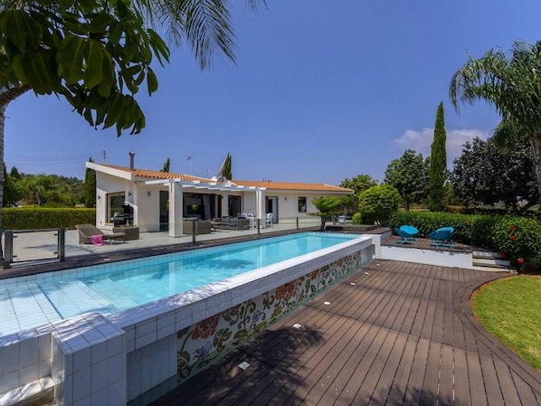 Villa (4 Bedrooms) | Property amenity