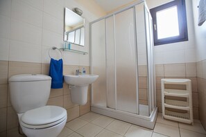 Bathroom - Beautiful Apartment With Communal Pool, Ayia Napa Apartment 1281 (Ayia Napa)