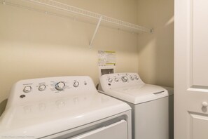 Villa (4 Bedrooms) | Property amenity