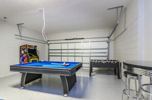 Game room - Beautiful Villa With Private Pool, Close to Disney, Orlando Mansion 1780 (Kissimmee)