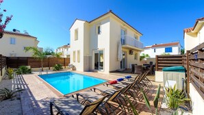 Unclassified image, 4 of 44, button - Beautiful Villa With Private Pool, Paralimni Villa 1231 (Paralimni)