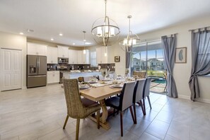 Villa (6 Bedrooms) | Property amenity