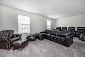 Villa (Multiple Bedrooms) | Property amenity