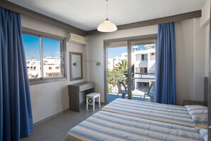 1 bedroom, laptop workspace, iron/ironing board, WiFi