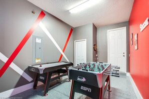 Villa (6 Bedrooms) | Property amenity