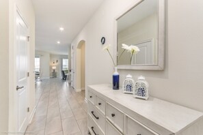 6 bedrooms, laptop workspace, iron/ironing board, WiFi