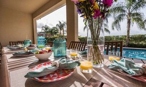 Outdoor dining - Beautiful Villa With First Class Amenities on Encore Resort at Reunion, Orlando Villa 4694 (Kissimmee)
