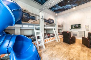 11 bedrooms, laptop workspace, iron/ironing board, bed sheets