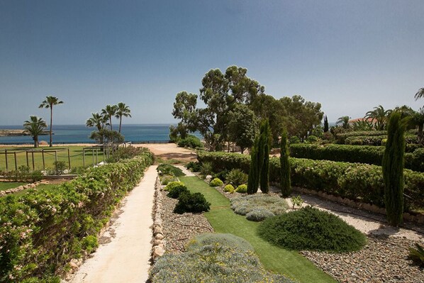 숙박 시설 구내