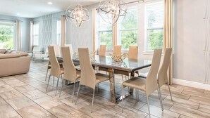 Microwave, oven, stovetop, dishwasher - Beautiful 5 Star Villa on Encore Resort at Reunion With Large Private Pool, Orlando Villa 4518 (Kissimmee)