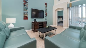 5 bedrooms, laptop workspace, iron/ironing board, free WiFi