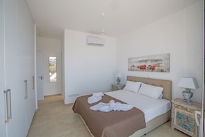 Villa (3 Bedrooms) | Property amenity
