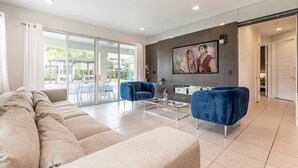 Living room - Beautiful Villa With First Class Amenities on Encore Resort at Reunion, Orlando Villa 4494 (Kissimmee)