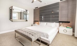 8 bedrooms, laptop workspace, bed sheets