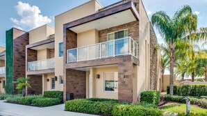 Unclassified image, 2 of 54, button - Beautiful Townhome, Close to Disney, Orlando Townhome 3149 (Kissimmee)