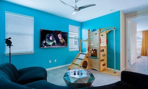 Flat-screen TV, video game console, table football - Beautiful Villa With First Class Amenities on Solara Resort, Orlando Villa 4535 (Kissimmee)