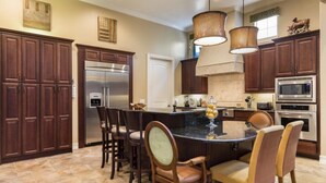 Coffee/tea maker, fridge, microwave, oven - Exclusive 5 Star Villa With Private Pool on Reunion Resort and Spa, Orlando Villa 4584 (Kissimmee)