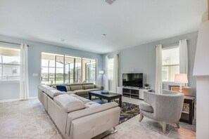 Villa (4 Bedrooms) | Property amenity