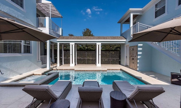 Alberca al aire libre