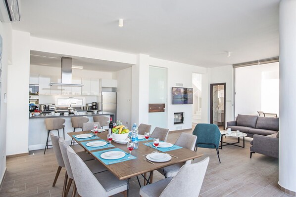 빌라 (5 Bedrooms) | 숙박 시설 내 편의 시설/서비스