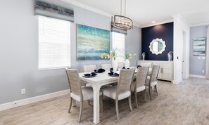 Fridge, microwave, oven, stovetop - Beautiful Villa With First Class Amenities on Reunion Resort and Spa, Orlando Villa 4633 (Kissimmee)