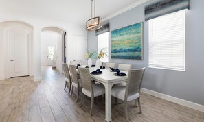 電冰箱、微波爐、烤箱、爐台