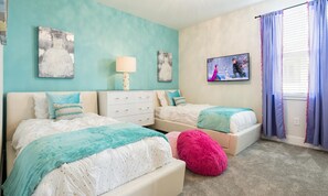 7 slaapkamers, een laptopwerkplek, beddengoed