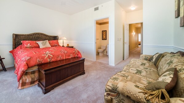Room - Luxury 5 Star Villa on Charlotte Harbor, Charlotte County Villa 1012 (Port Charlotte)