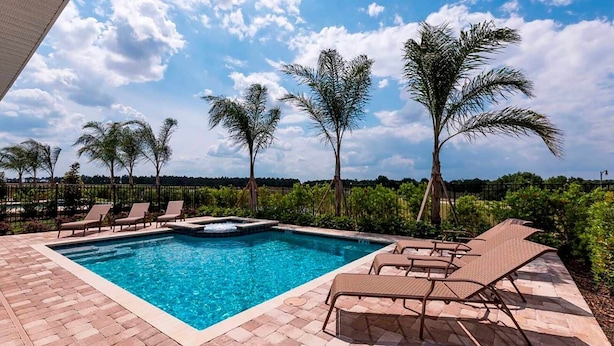 Unclassified image, 1 of 47, button - Luxury Style Villa in Encore Resort at Reunion, Orlando Villa 4394 (Kissimmee)