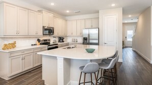 Microwave, oven, stovetop, dishwasher - Exclusive 5 Star Villa With Private Pool on Encore Resort at Reunion, Orlando Villa 5440 (Kissimmee)
