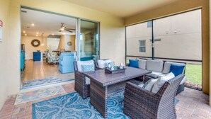 Living room - Luxury Villa on the Exclusive Solterra Resort, Orlando Villa 5032 (Davenport)