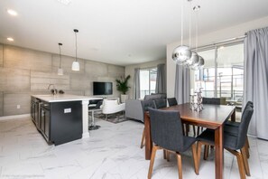 Villa (4 Bedrooms) | Ausstattung der Unterkunft